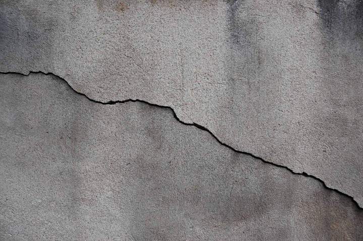 Évaluation de fissures Heyrieux